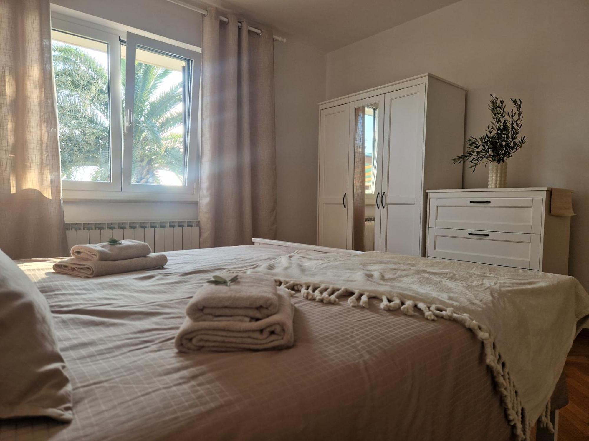 House Olive Garden Strunjan Lägenhet Exteriör bild